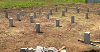 Фундамент на забивных жб сваях под ключ в Дмитрове - фундамент из забивных железобетонных свай цена от 3108 руб/м2